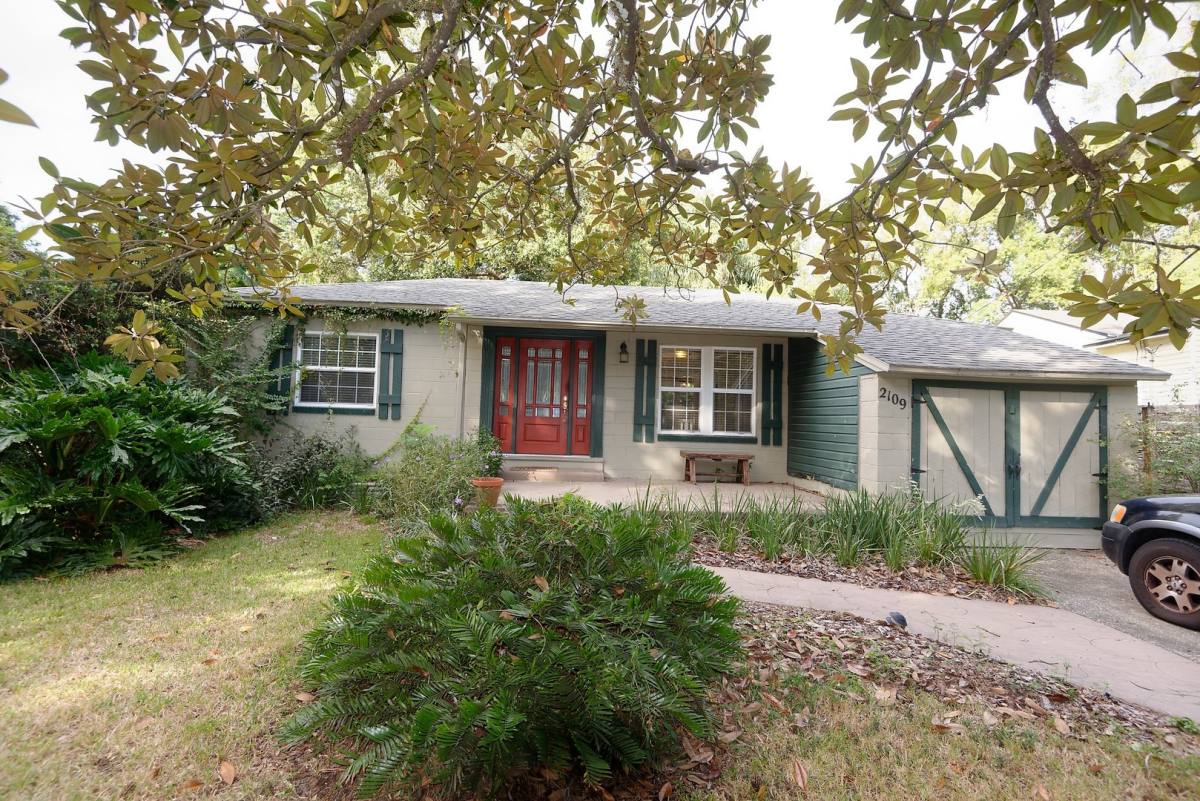 House for rent at 2109 Forest Circle, Orlando, FL 32803