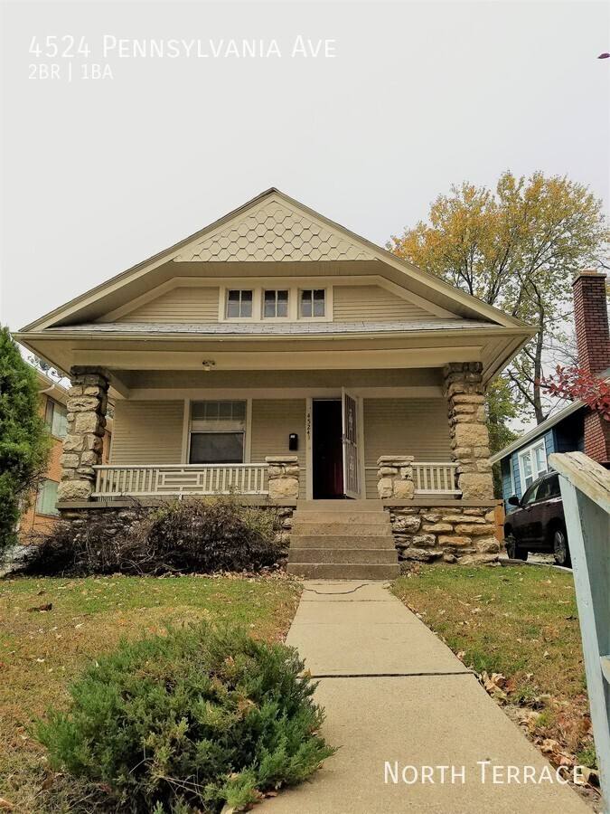 Apartment for rent at 4524 Pennsylvania Ave, Kansas City, MO 64111