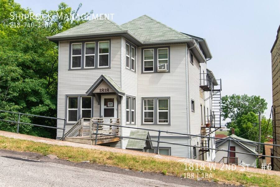 Apartment for rent at 1818 W 2nd St #6, Duluth, MN 55806