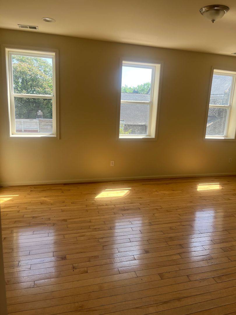 Apartment for rent at 226 N Carey St, Baltimore, MD 21223