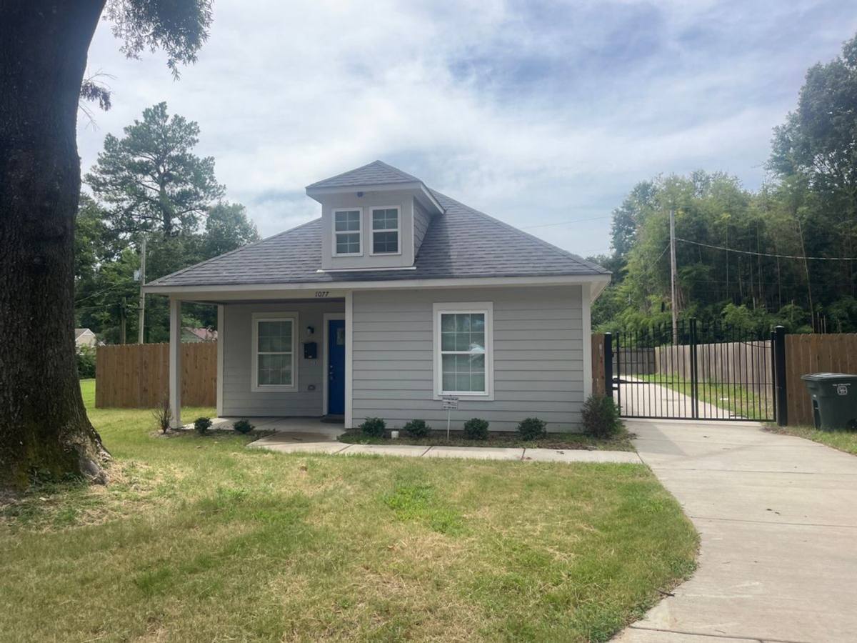 House for rent at 1077 Getwell Rd, Memphis, TN 38111