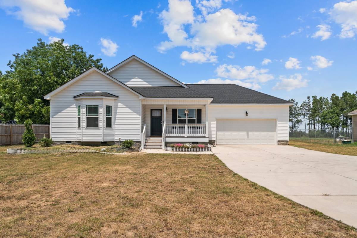 House for rent at 1088 Old US-421, Lillington, NC 27546
