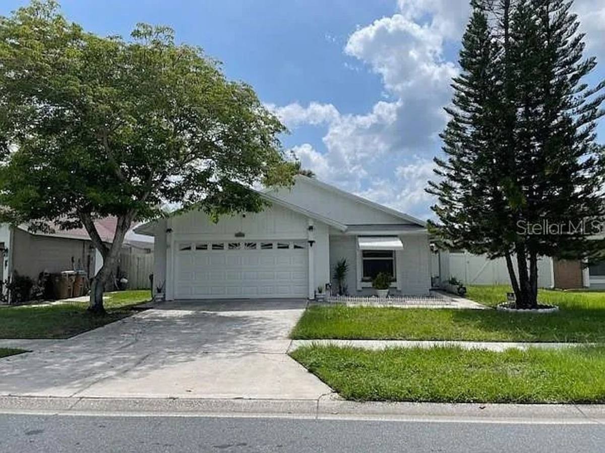 House for rent at 3221 Owassa Court, Kissimmee, FL 34746
