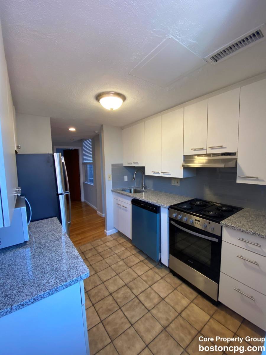 Apartment for rent at 12 Parmenter #3R, Boston, MA 02113