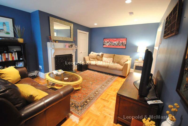 Apartment for rent at 25 Green St #2, Charlestown, MA 02129