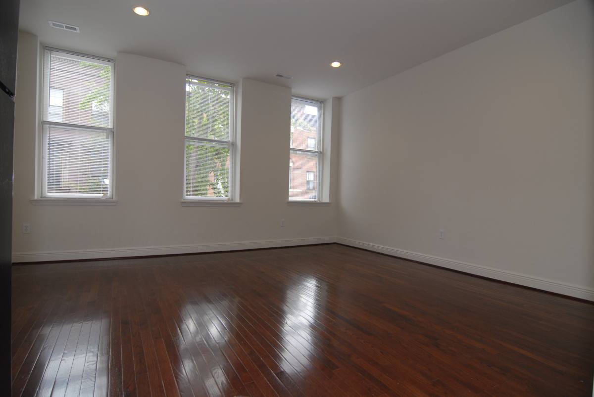 Apartment for rent at 909 N Calvert St #300, Baltimore, MD 21202