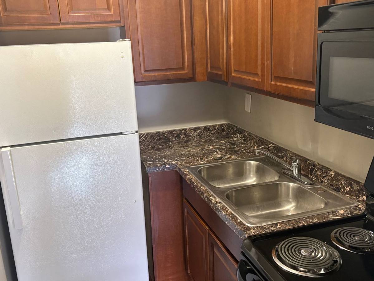 Apartment for rent at 1586 Martha Court, Lexington, KY 40505