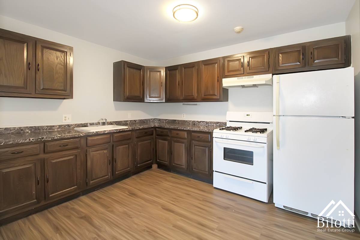 Apartment for rent at 18 Lee Rd, East Providence, RI 02914