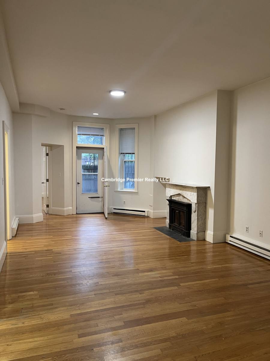 Apartment for rent at 10 Yarmouth St #1, Boston, MA 02116