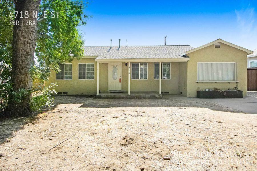 House for rent at 4718 N E St, San Bernardino, CA 92407