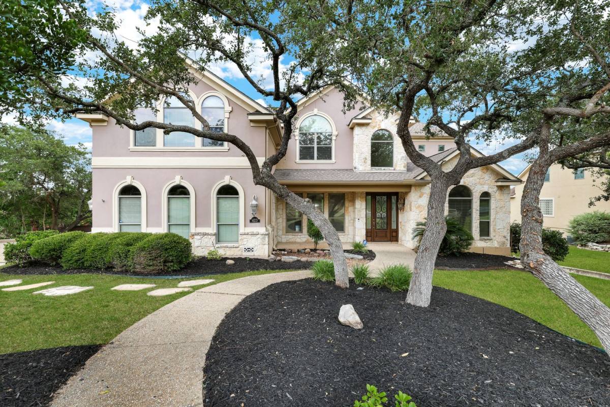 House for rent at 423 Cavayo Trail, Helotes, TX 78023