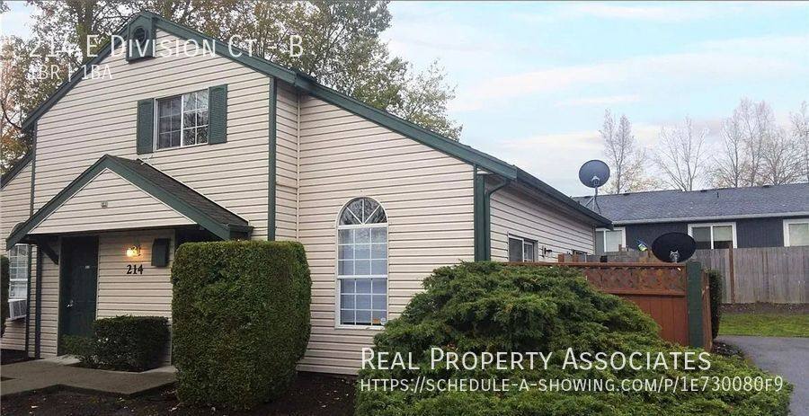 Apartment for rent at 214 E Division Court #B, Tacoma, WA 98404