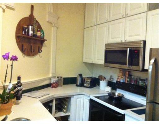 Apartment for rent at 306 Commonwealth Ave #2, Boston, MA 02115