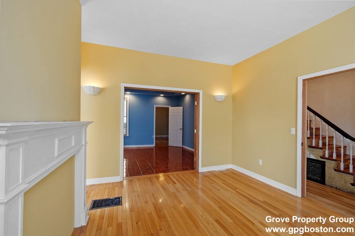 Apartment for rent at 195 Dorchester St #1, South Boston, MA 02127
