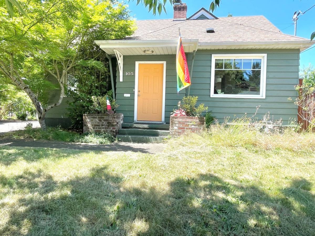 House for rent at 105 NE 86th Ave, Portland, OR 97220