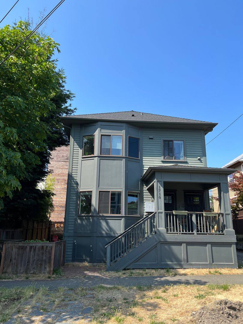 Apartment for rent at 1710 E Columbia St, Seattle, WA 98122