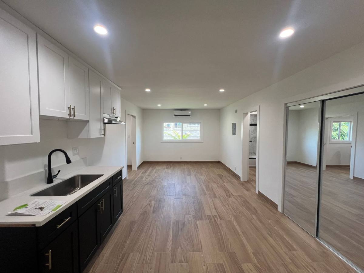 Apartment for rent at 234-238 S Normandie Ave, Los Angeles, CA 90004