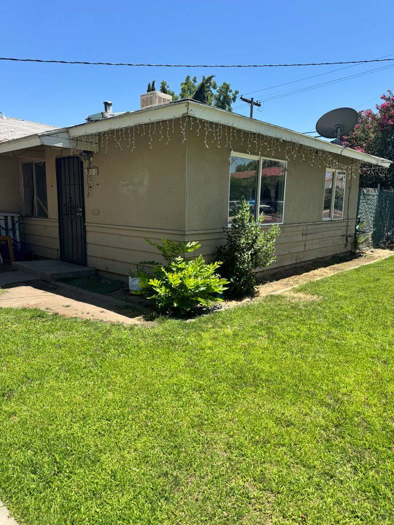 Apartment for rent at 122-4506 E Iowa Ave, Fresno, CA 93702