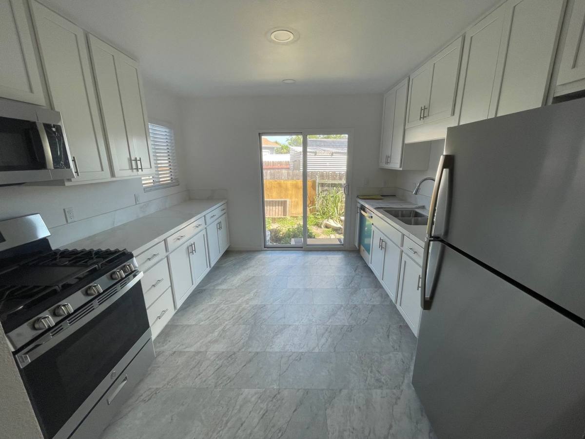 Apartment for rent at 4130 Manzanita Dr, San Diego, CA 92105