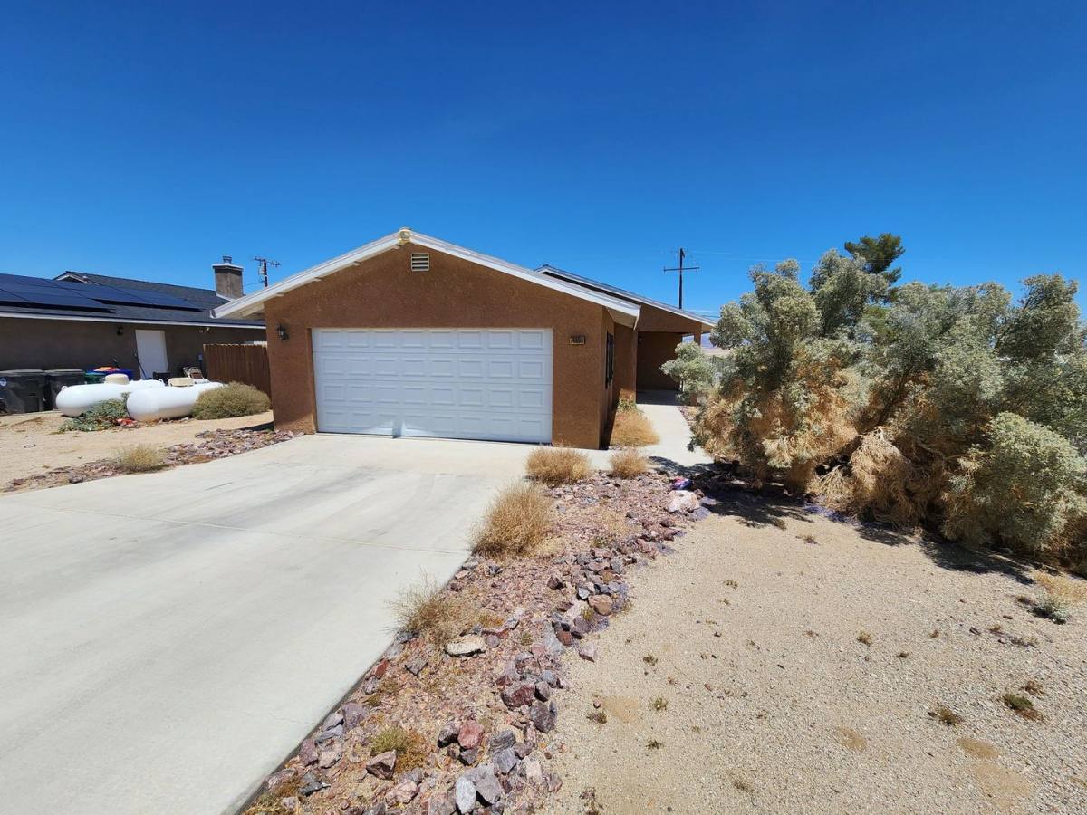 House for rent at 74698 Serrano Dr, Twentynine Palms, CA 92277
