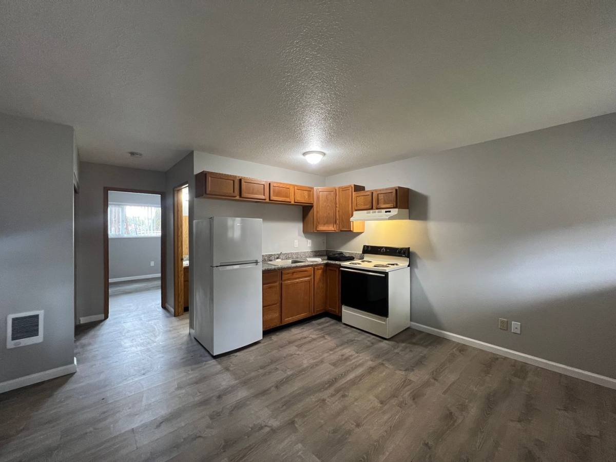 Apartment for rent at 15151 SE Stark, Portland, OR 97233