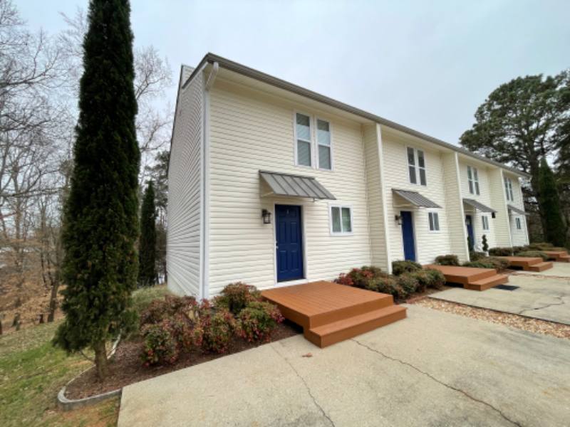 Townhouse for rent at 2521 Pemmican Run #1, Gainesville, GA 30504