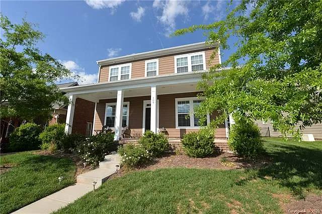 House for rent at 109 Grayfox Dr, Mooresville, NC 28117