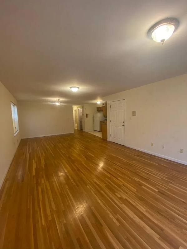 Apartment for rent at 275 Ridgewood Ave #1, Newark, NJ 07112