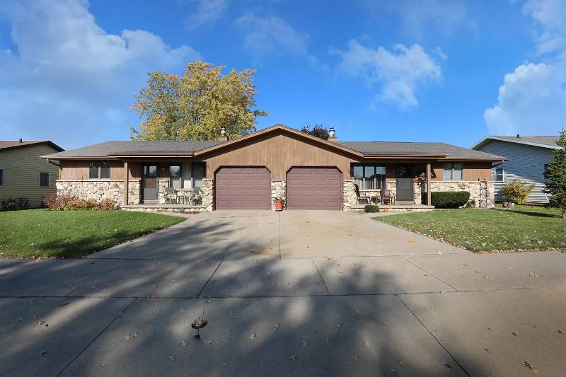 House for rent at 200 Frances St, Kaukauna, WI 54130