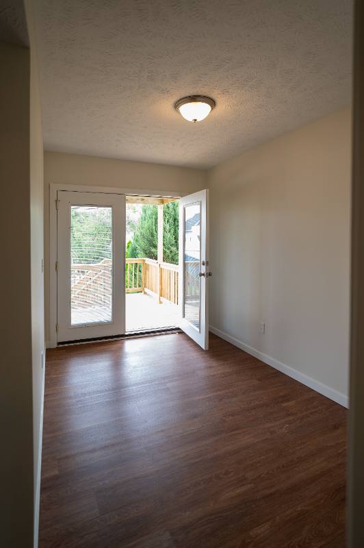 Apartment for rent at 1277 W 67th St #2, Cleveland, OH 44102