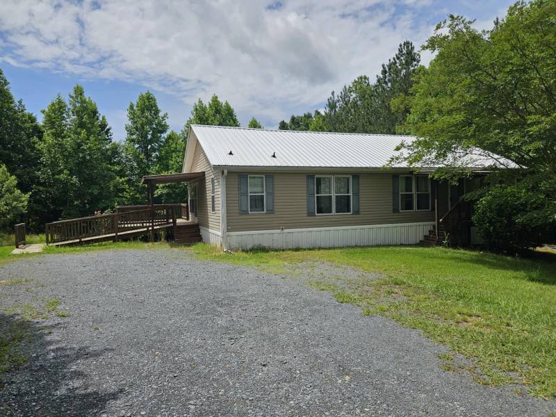 House for rent at 3835 Bachelor Creek Rd, Asheboro, NC 27205