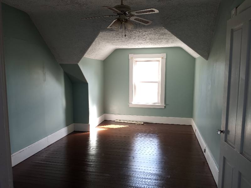 Apartment for rent at 373 Chancery St, New Bedford, MA 02740