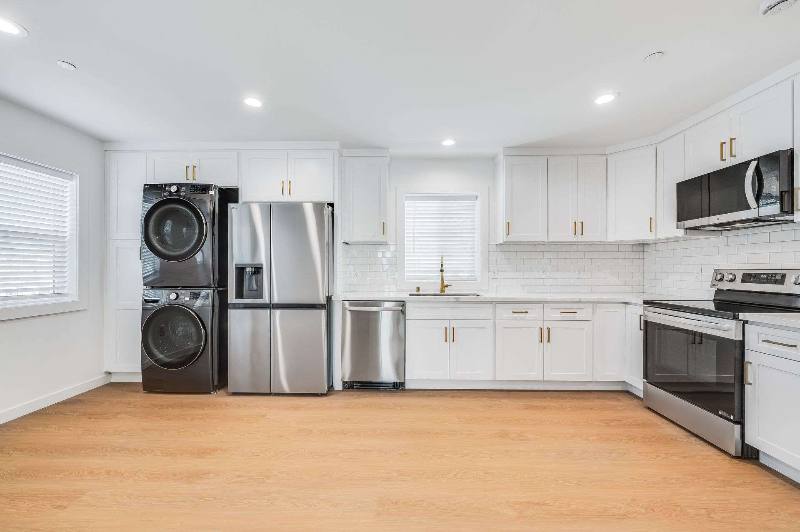 Apartment for rent at 4643 N Pepperwood Ave #A, Long Beach, CA 90808