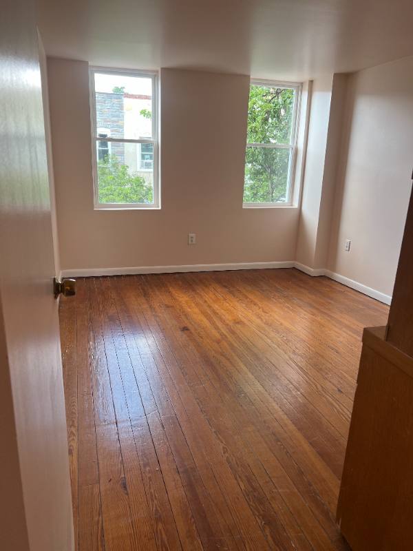 Townhouse for rent at 405 W 23rd St, Baltimore, MD 21211