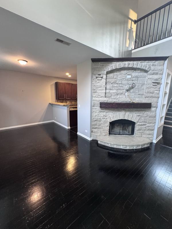 Townhouse for rent at 322 Fairmont Court, Saint Charles, IL 60175