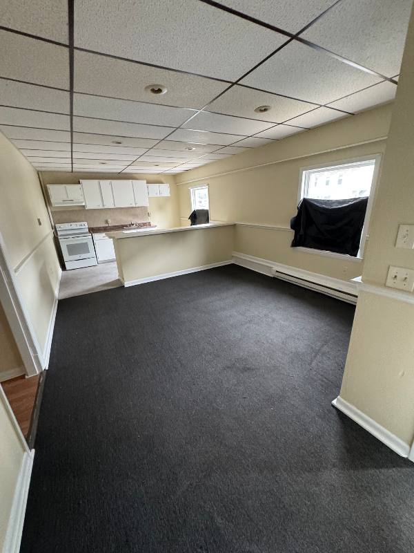 Apartment for rent at 28 Pleasant St #1, Southbridge, MA 01550