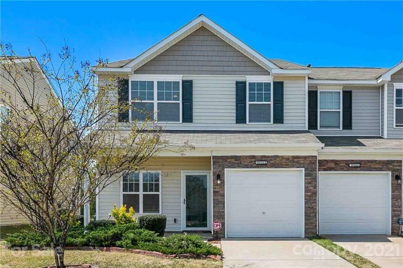 Townhouse for rent at 10353 Bunclody Dr, Charlotte, NC 28213