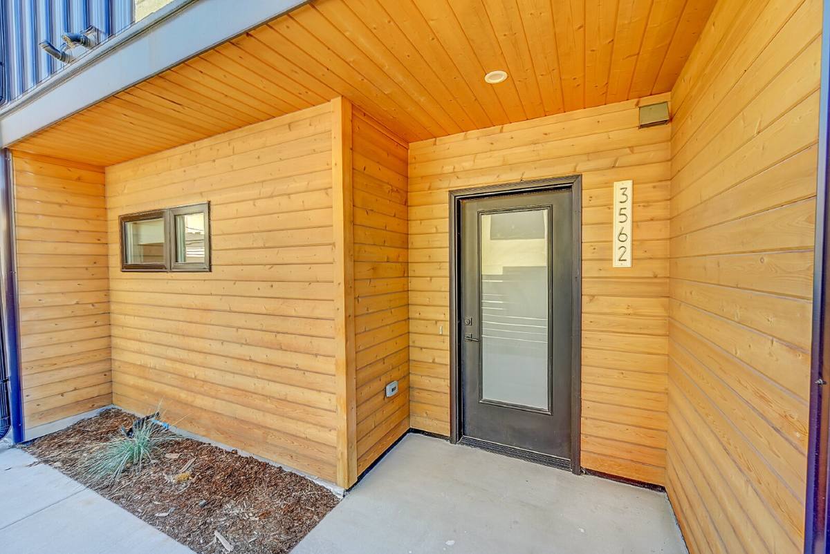Townhouse for rent at 3562 W 16th Ave, Denver, CO 80204