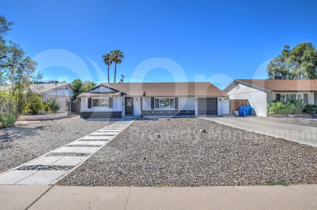 House for rent at 1725 W Mitchell Dr, Phoenix, AZ 85015