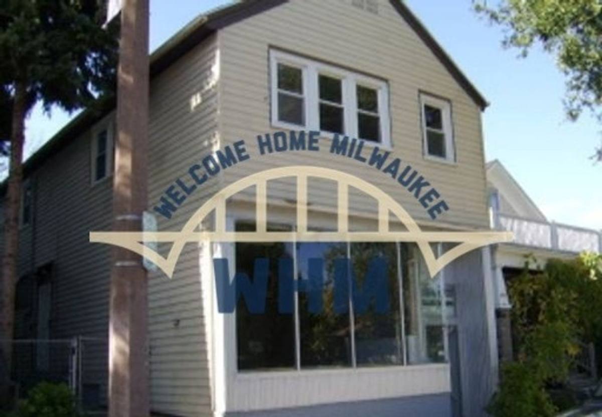 Apartment for rent at 2417 S Howell Ave, Milwaukee, WI 53207