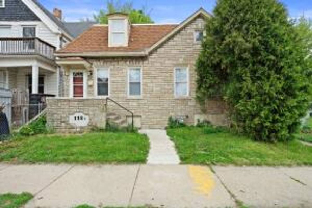 House for rent at 118 E Concordia Ave, Milwaukee, WI 53212