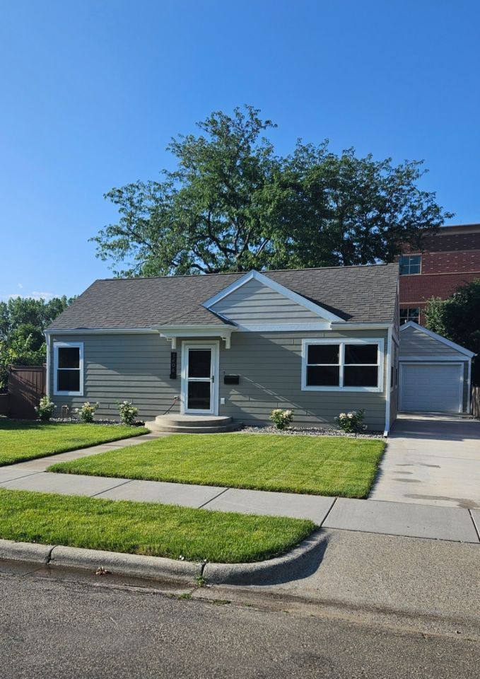 House for rent at 1406 Ave B, Billings, MT 59102