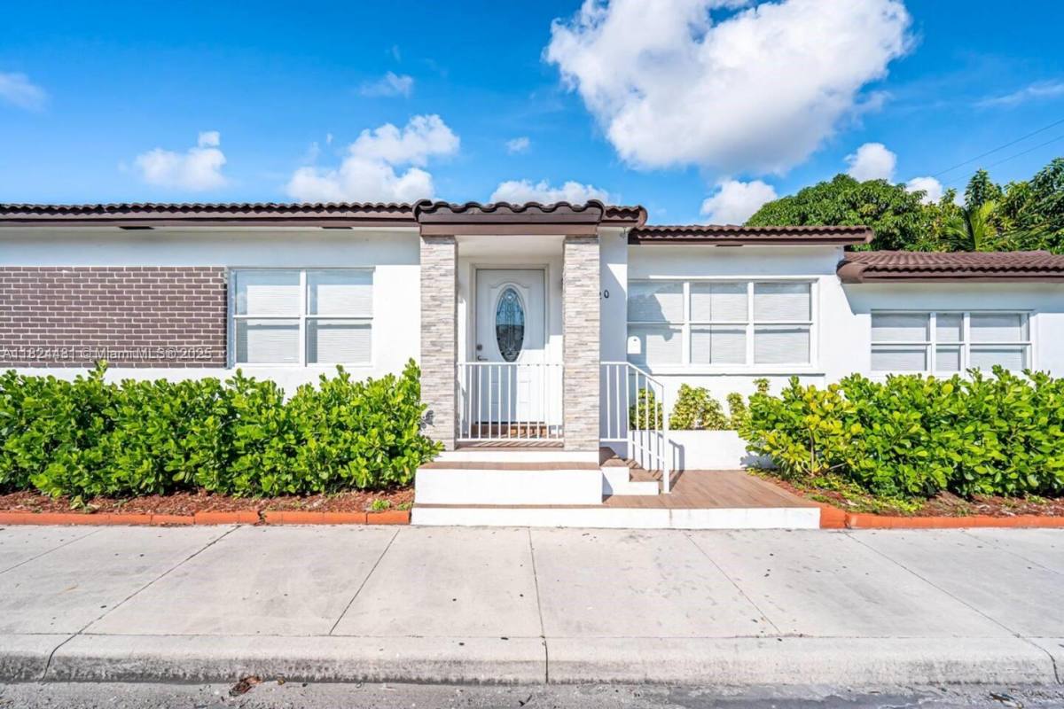 House for rent at 1320 SW 17th Ave, Miami, FL 33145