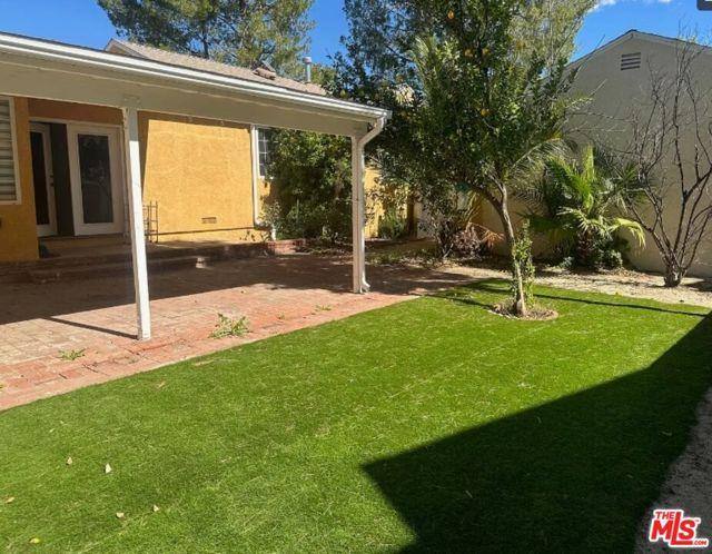 House for rent at 19730 Tuba St, Chatsworth, CA 91311