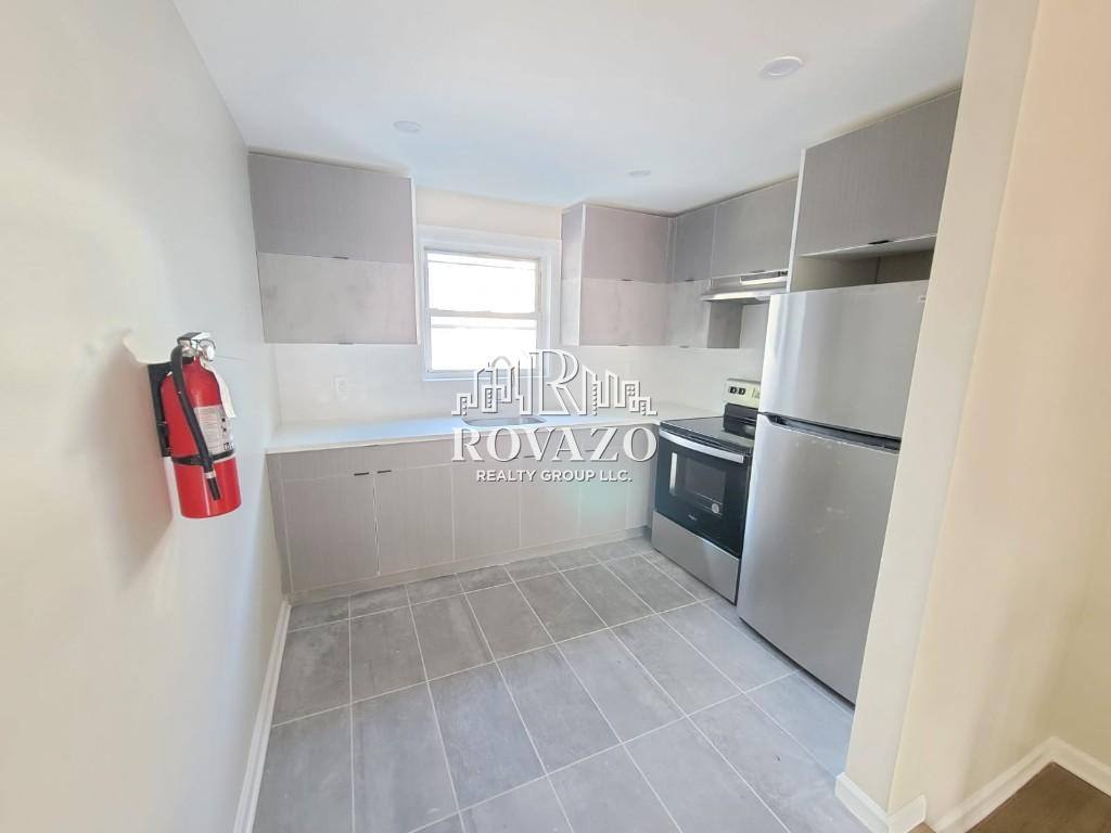 Apartment for rent at 157 Elmwood Ave #2, Irvington, NJ 07111