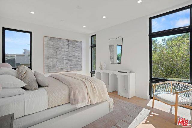 Townhouse for rent at 3808 College Ave #3, Culver City, CA 90232