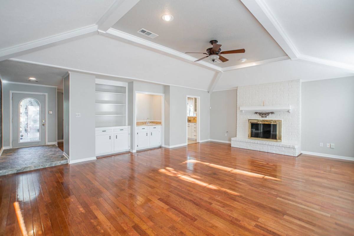 House for rent at 19 Lancelot Lane, Conroe, TX 77304