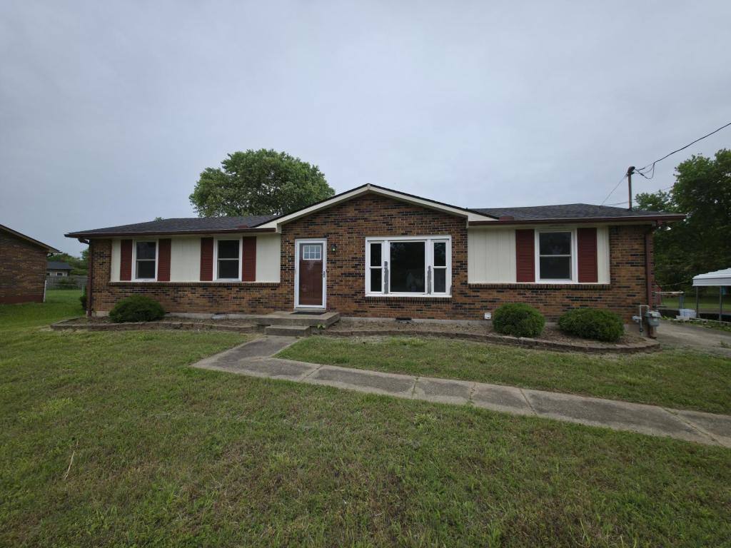 House for rent at 213 Aster Dr, Clarksville, TN 37042