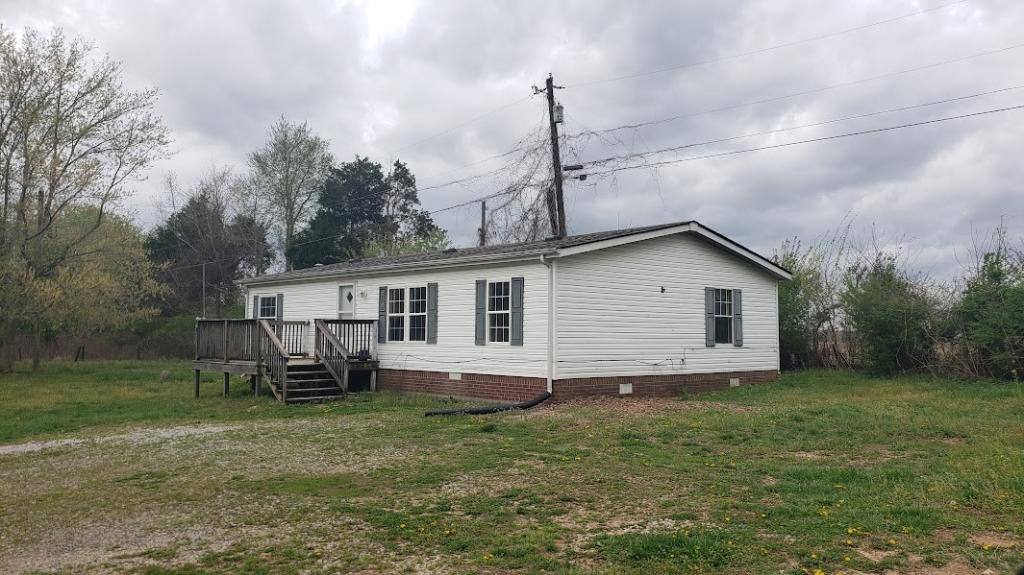 House for rent at 886 Needmore Rd, Clarksville, TN 37040