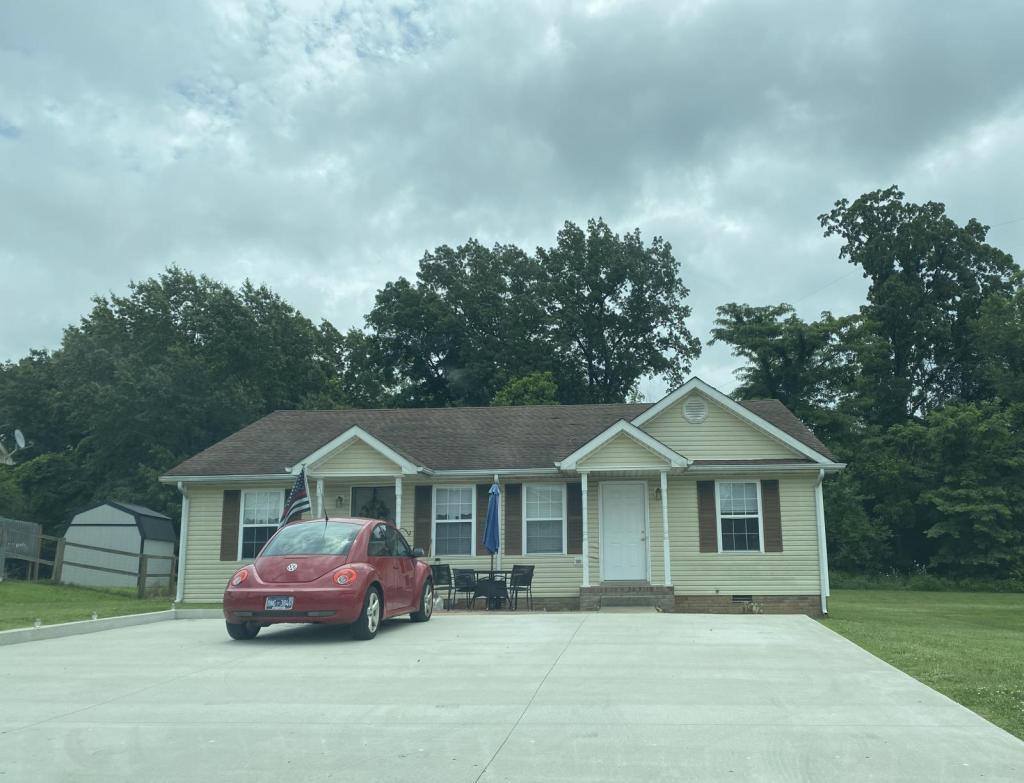 Apartment for rent at 1600 Hannibal Dr, Oak Grove, KY 42262